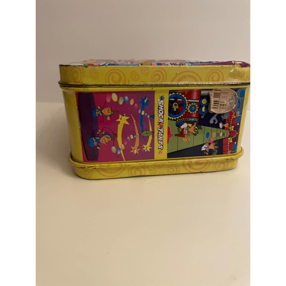 Willy Wonka Lunch Box Metal Tin 3D Nestle Series Candy Factory Collectible - Picture 4 of 10